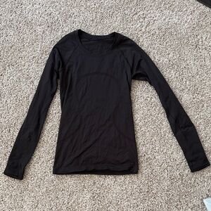 Lululemon Swiftly, long sleeve, size 4